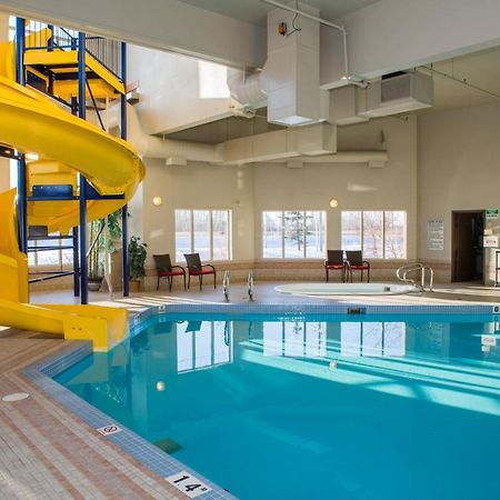 Peavine Inn & Suites High Prairie Exteriör bild