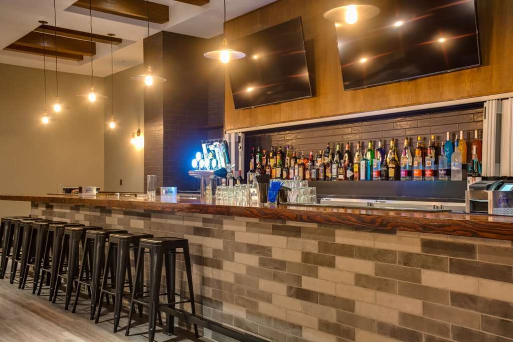 Peavine Inn & Suites High Prairie Restaurang bild