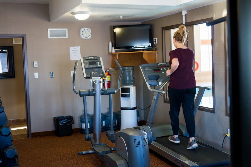 Peavine Inn & Suites High Prairie Exteriör bild